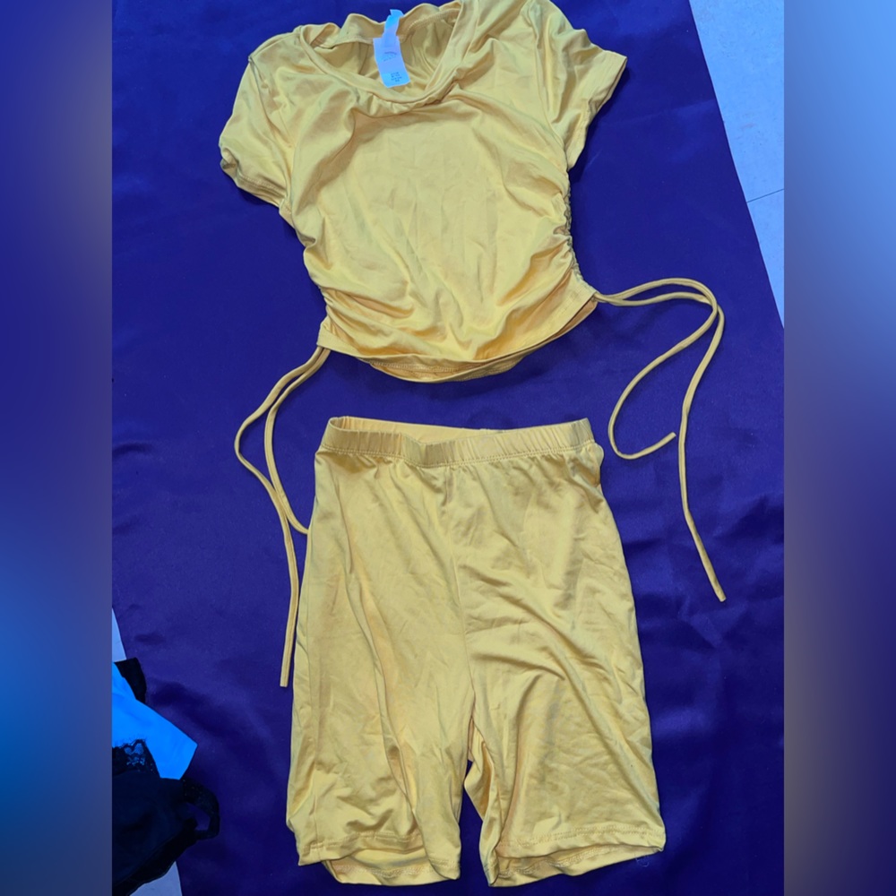Yellow 2 piece set